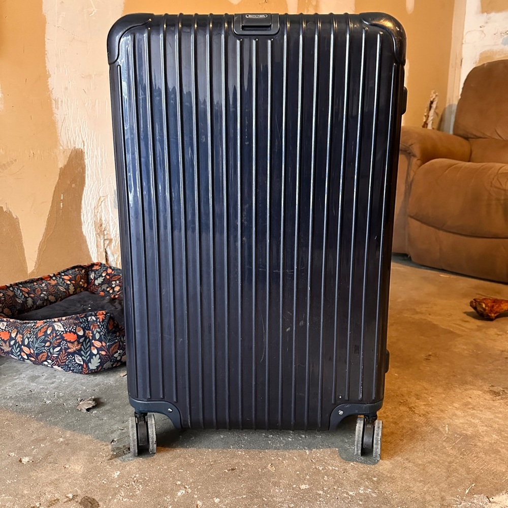 RIMOWA Blue Essential Luggage